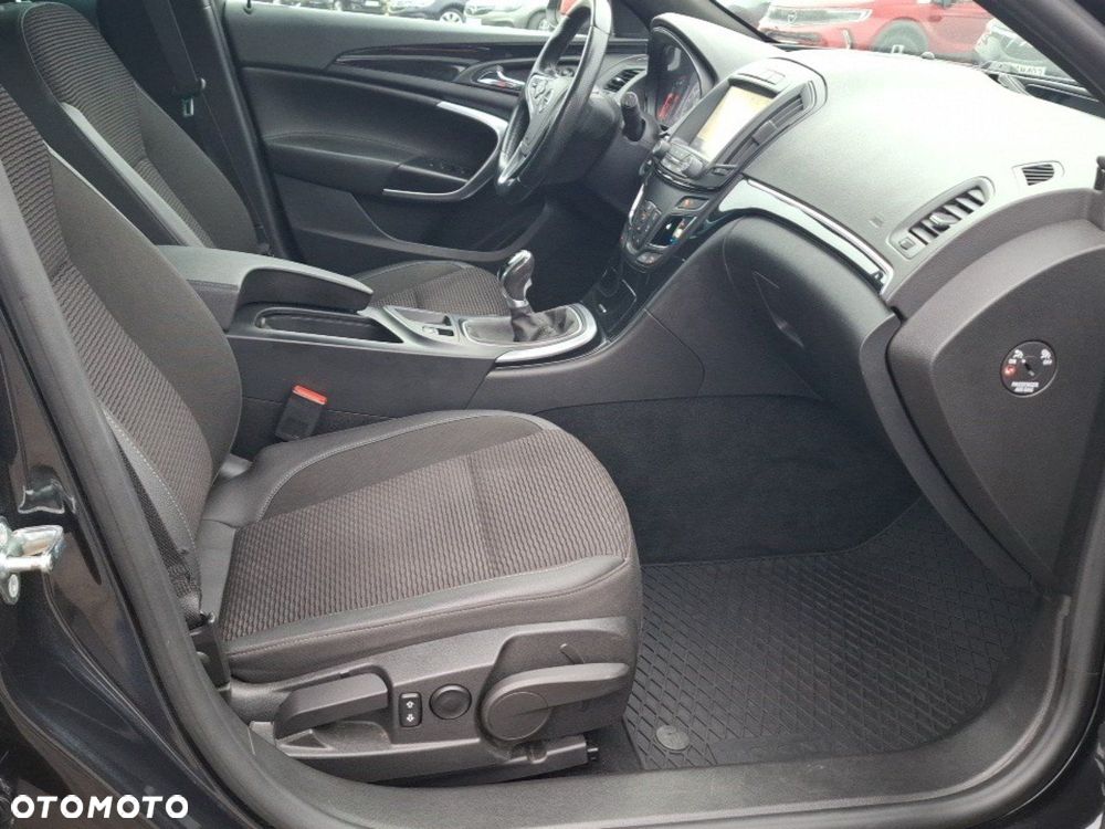 Opel Insignia 1.6 T Cosmo S&S - 23