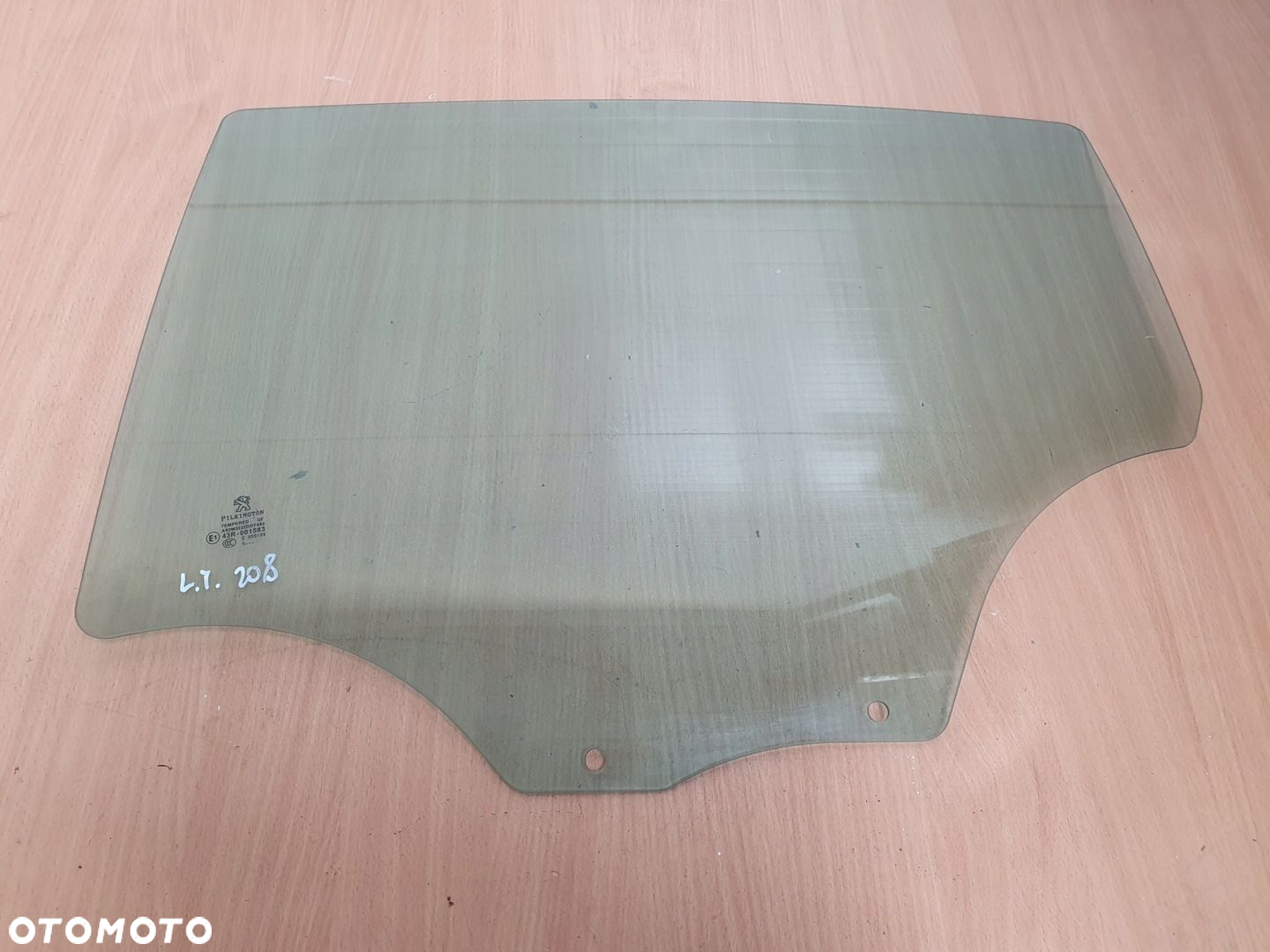 SZYBA DRZWI LEWY PRZÓD TYŁ PEUGEOT 208 I 5D - 7