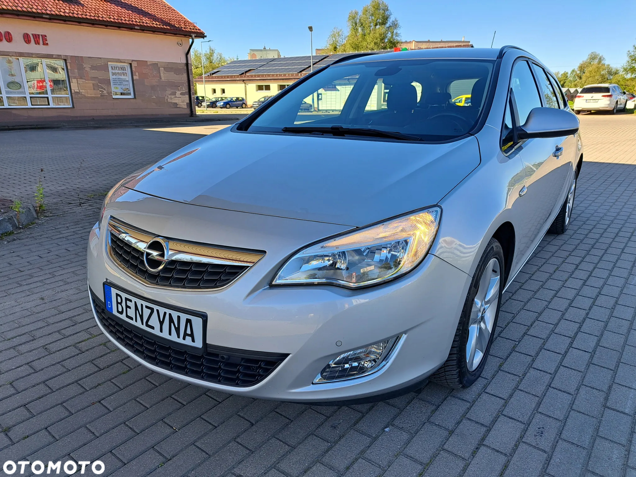 Opel Astra 1.6 Sports Tourer - 2