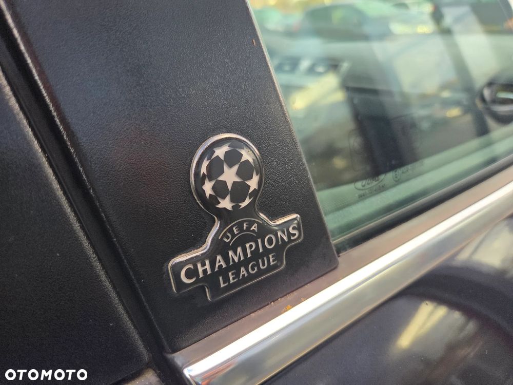 Ford Kuga 2.0 TDCi 2x4 Champions Edition - 16