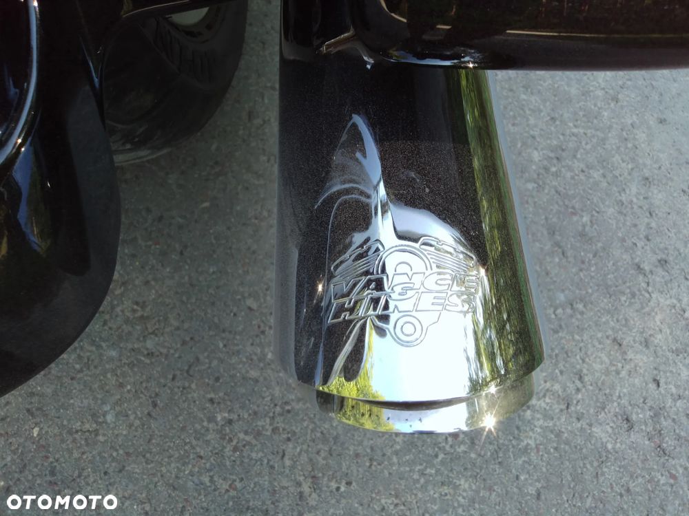 Harley-Davidson Touring Street Glide - 12