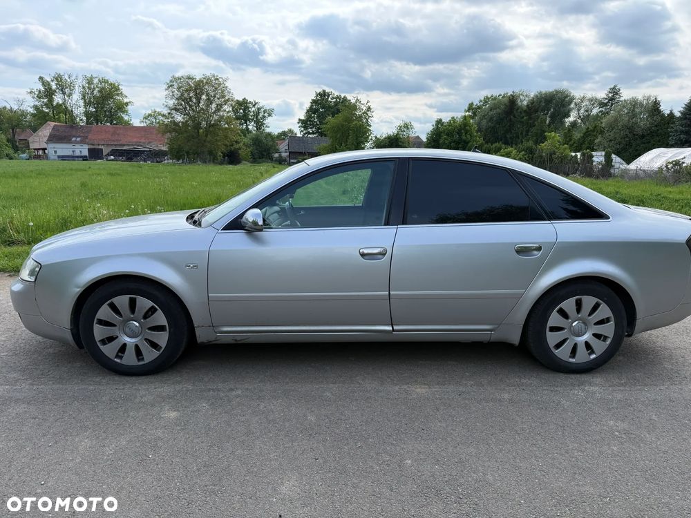 Audi A6 Limousine 2.4 - 4