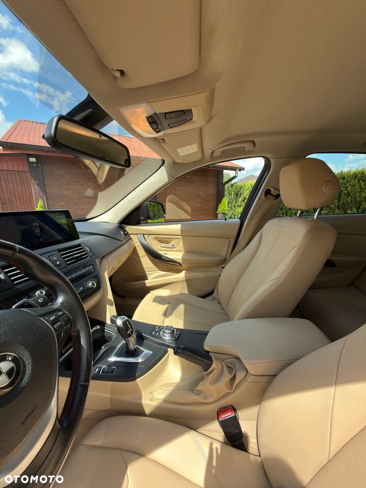 BMW Seria 3 - 17
