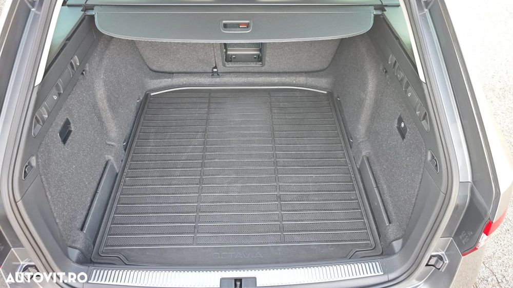 Skoda Superb 2.0 TDI DSG Ambition - 25