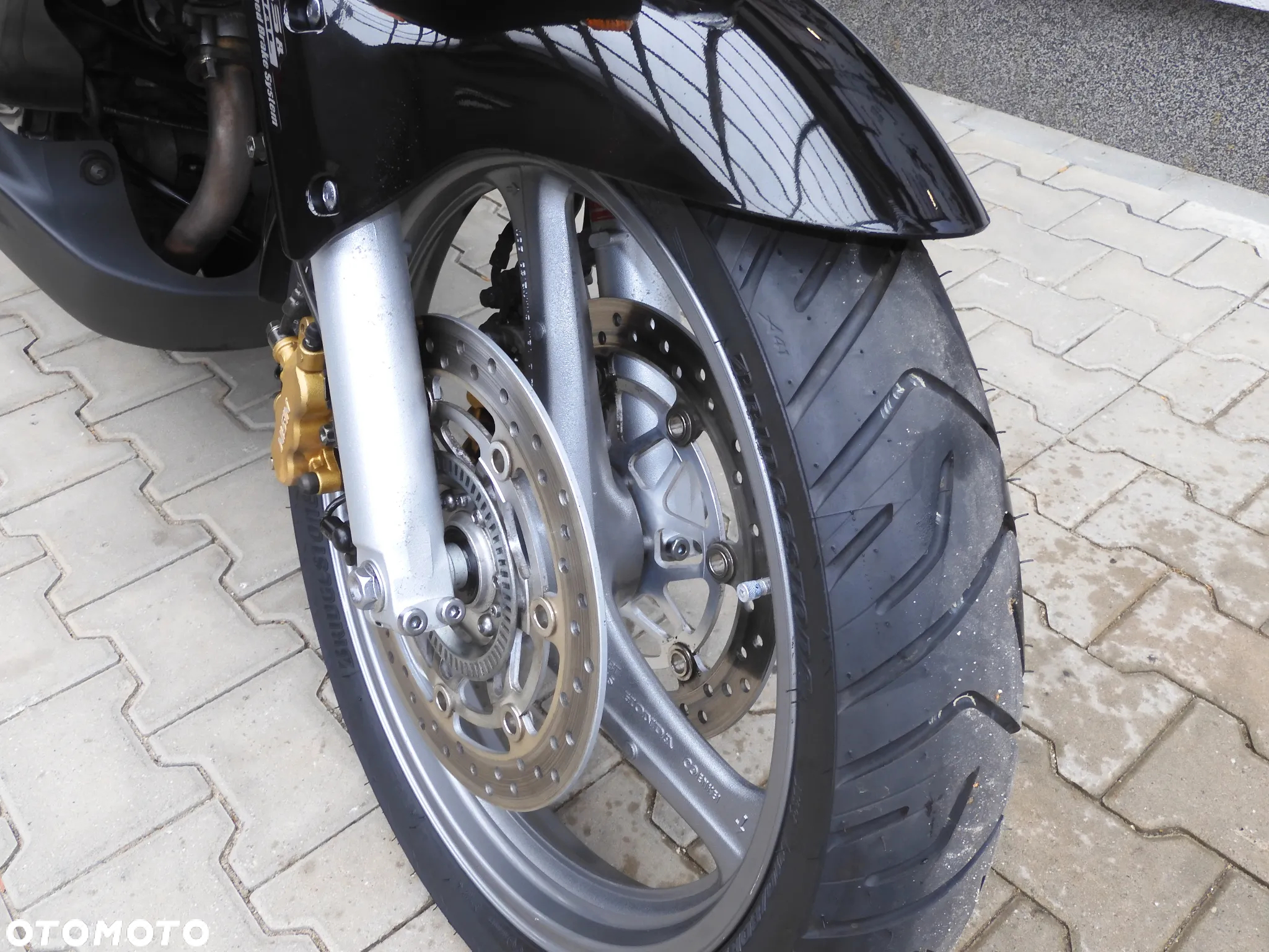 Honda XL - 4