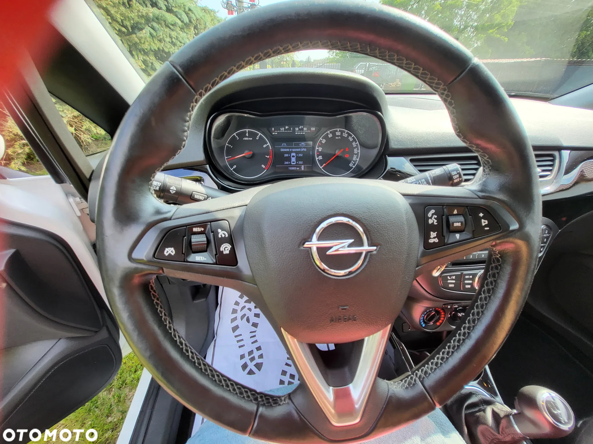 Opel Corsa 1.4 120 Lat S&S - 11