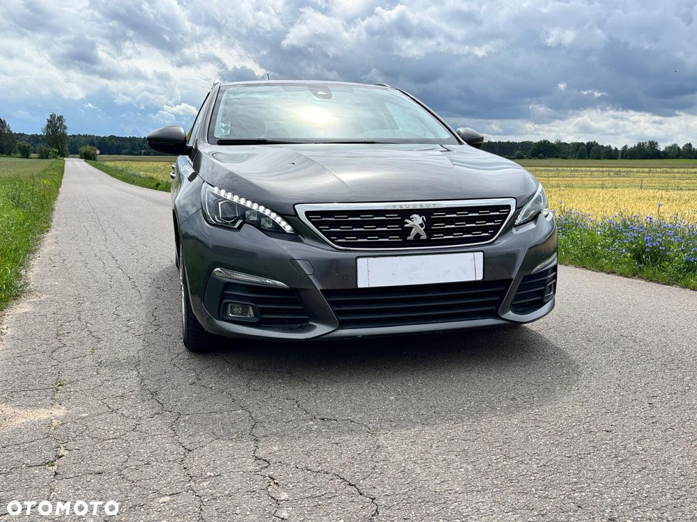 Peugeot 308 - 25