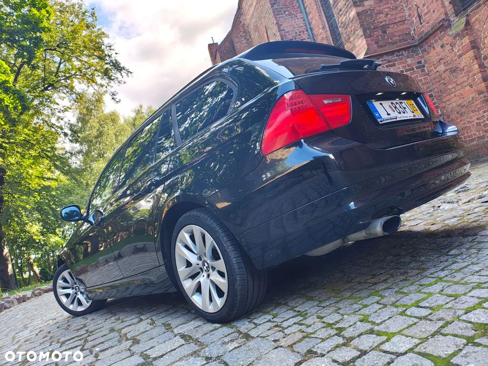 BMW Seria 3 318i Edition Lifestyle - 18