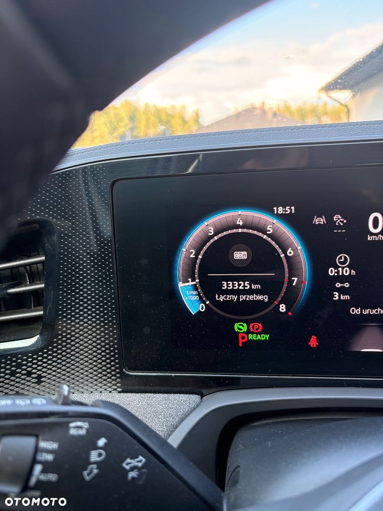 Volkswagen Passat - 11