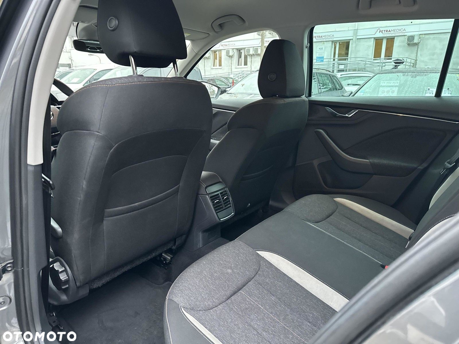 Skoda Kamiq 1.0 TSI Style DSG - 11