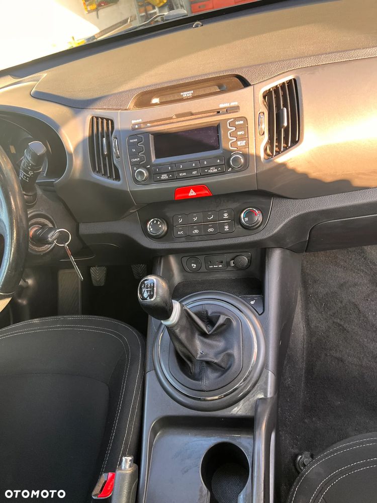 Kia Sportage 2,0 CRDI AWD Spirit - 16