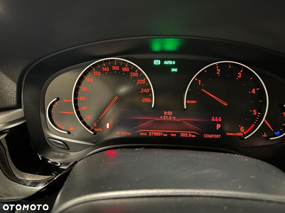 BMW Seria 5 518d - 21