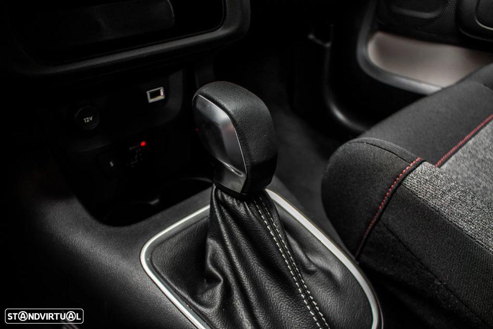 Citroën C3 1.2 PureTech Feel EAT6 - 21