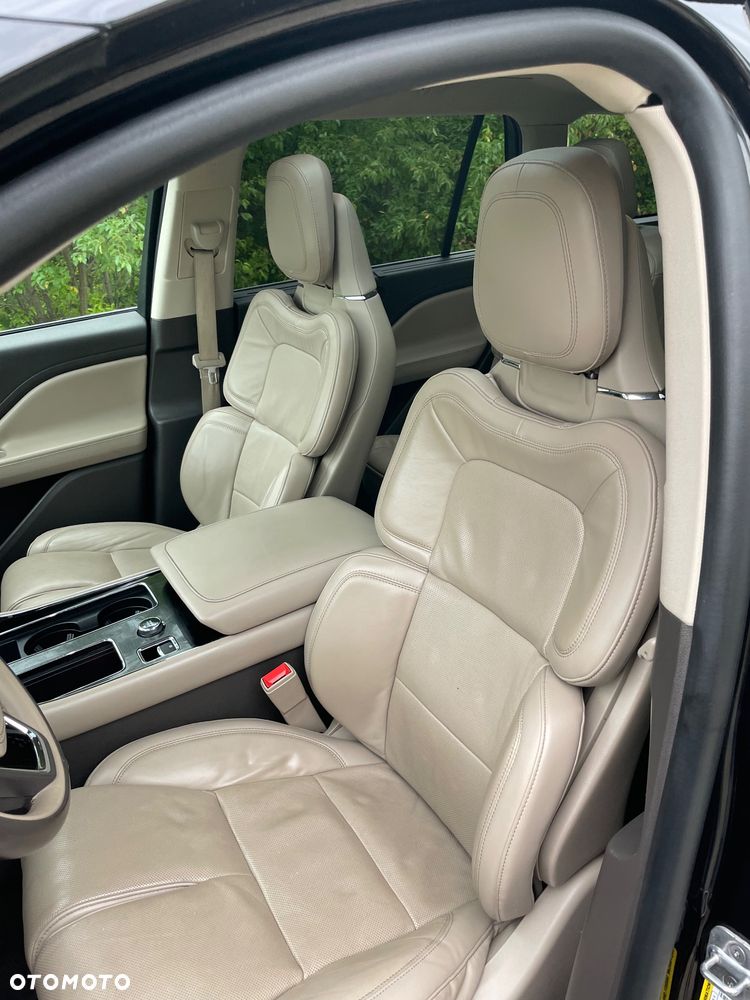 Lincoln Aviator - 25