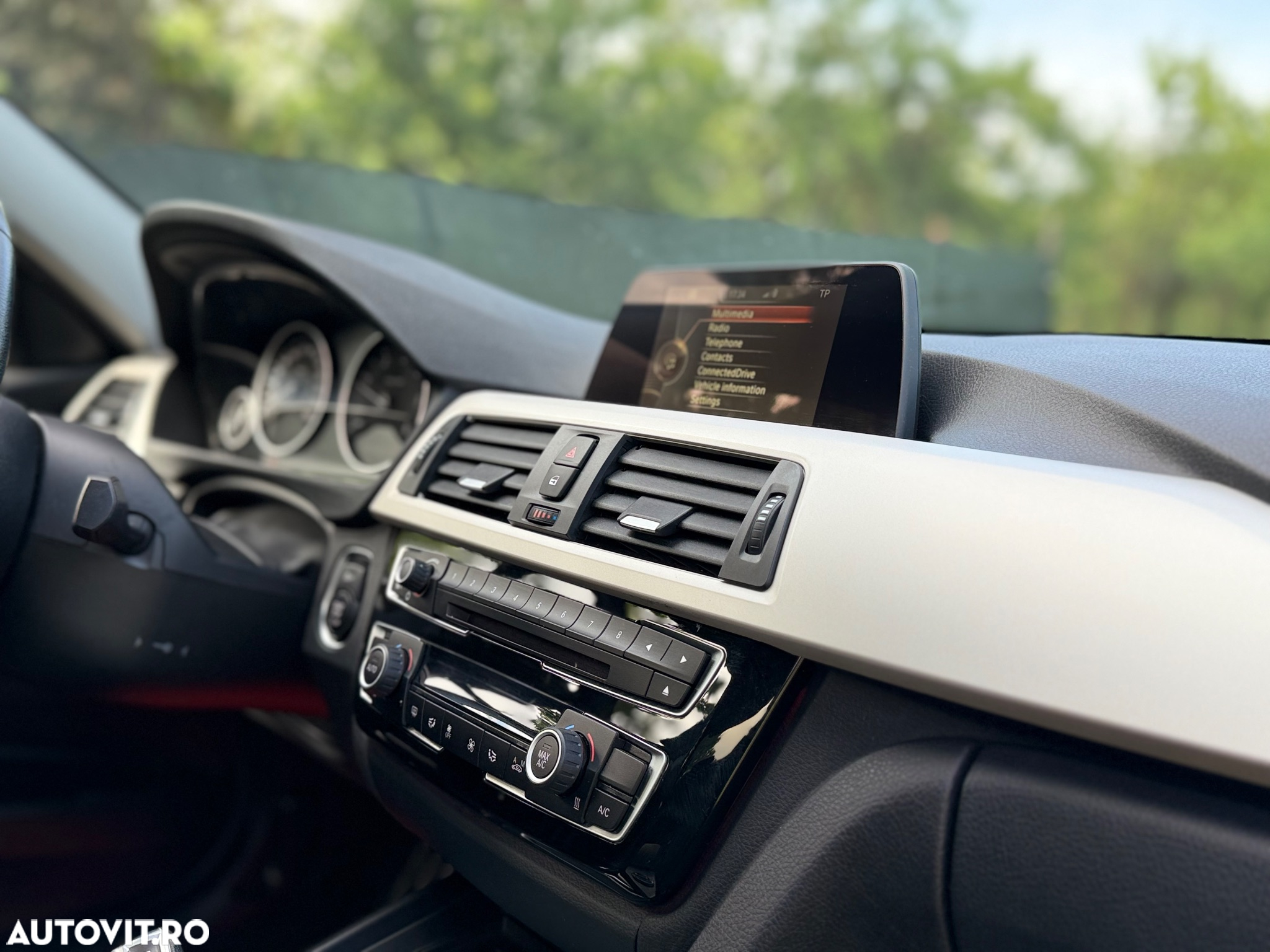 BMW Seria 3 - 26