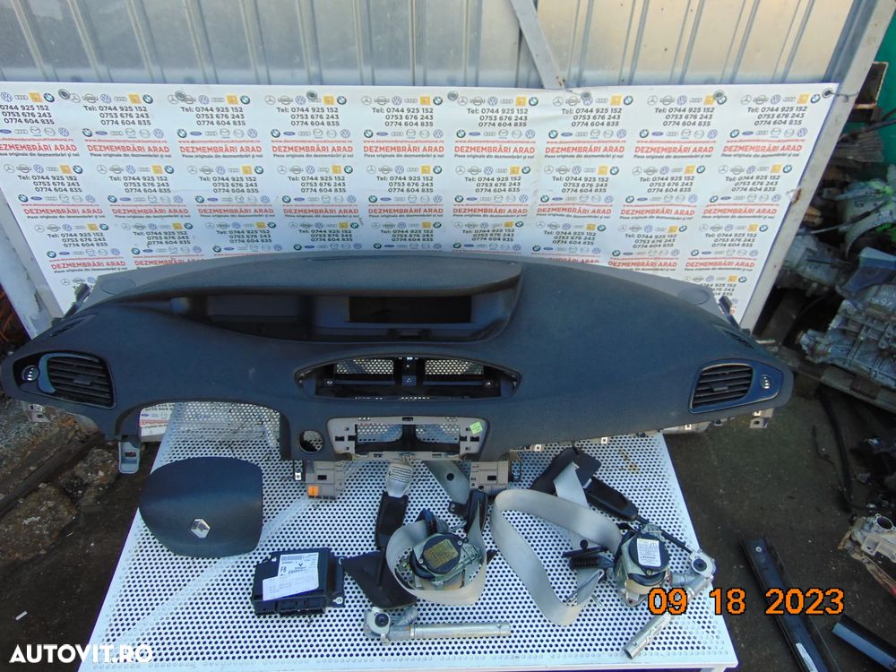 Plansa Bord Renault scenic  an 2009-2016 airbag sofer pasager centuri fata modul airbag-uri dezmembrez - 1