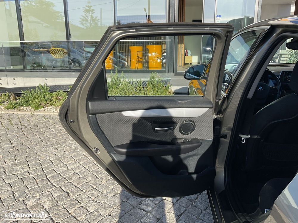 BMW 216 Active Tourer d - 39