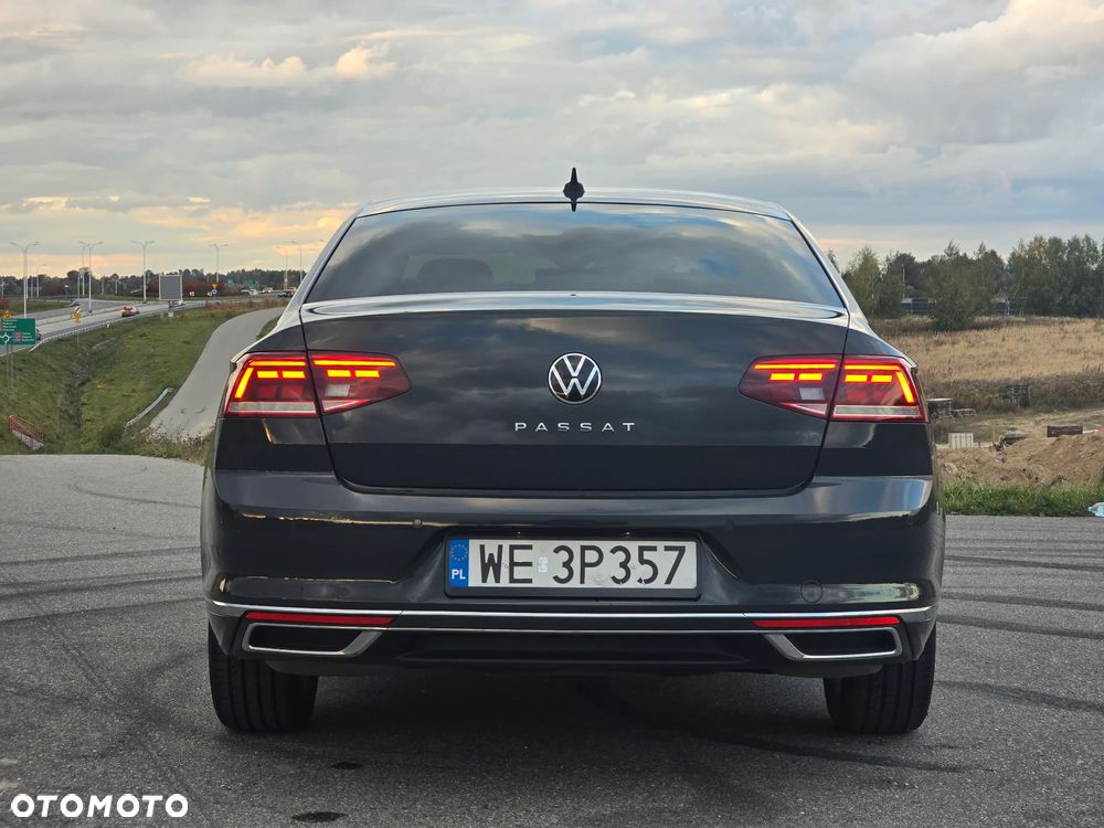 Volkswagen Passat 2.0 TSI Elegance DSG - 7