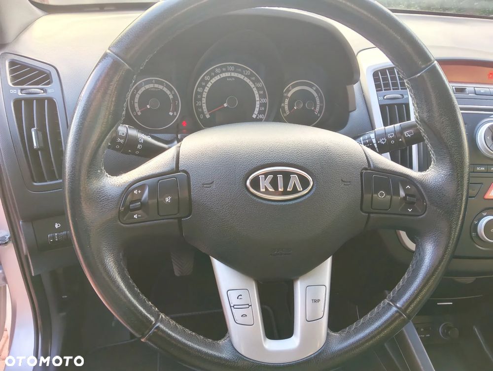 Kia Ceed Cee'd 1.4 Comfort + - 7