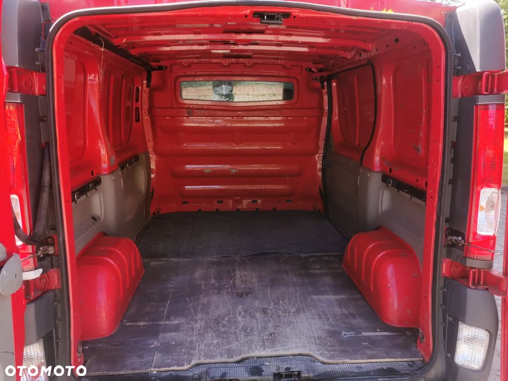 Renault Trafic - 16