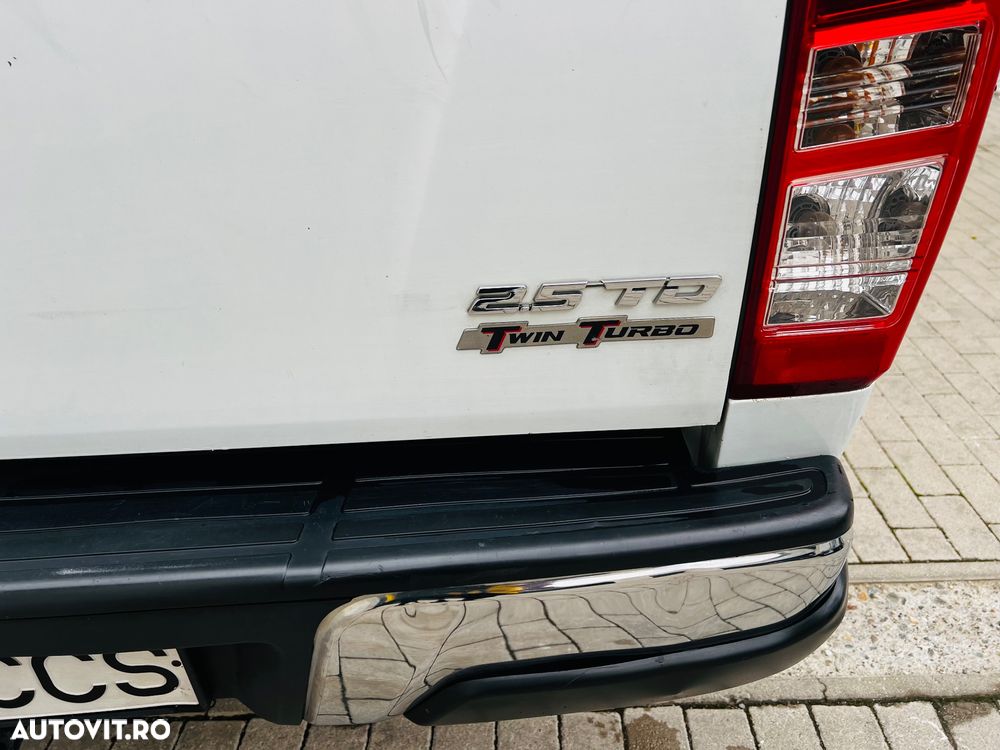 Isuzu D-Max 4x4 Double Cab Premium Aut. - 6