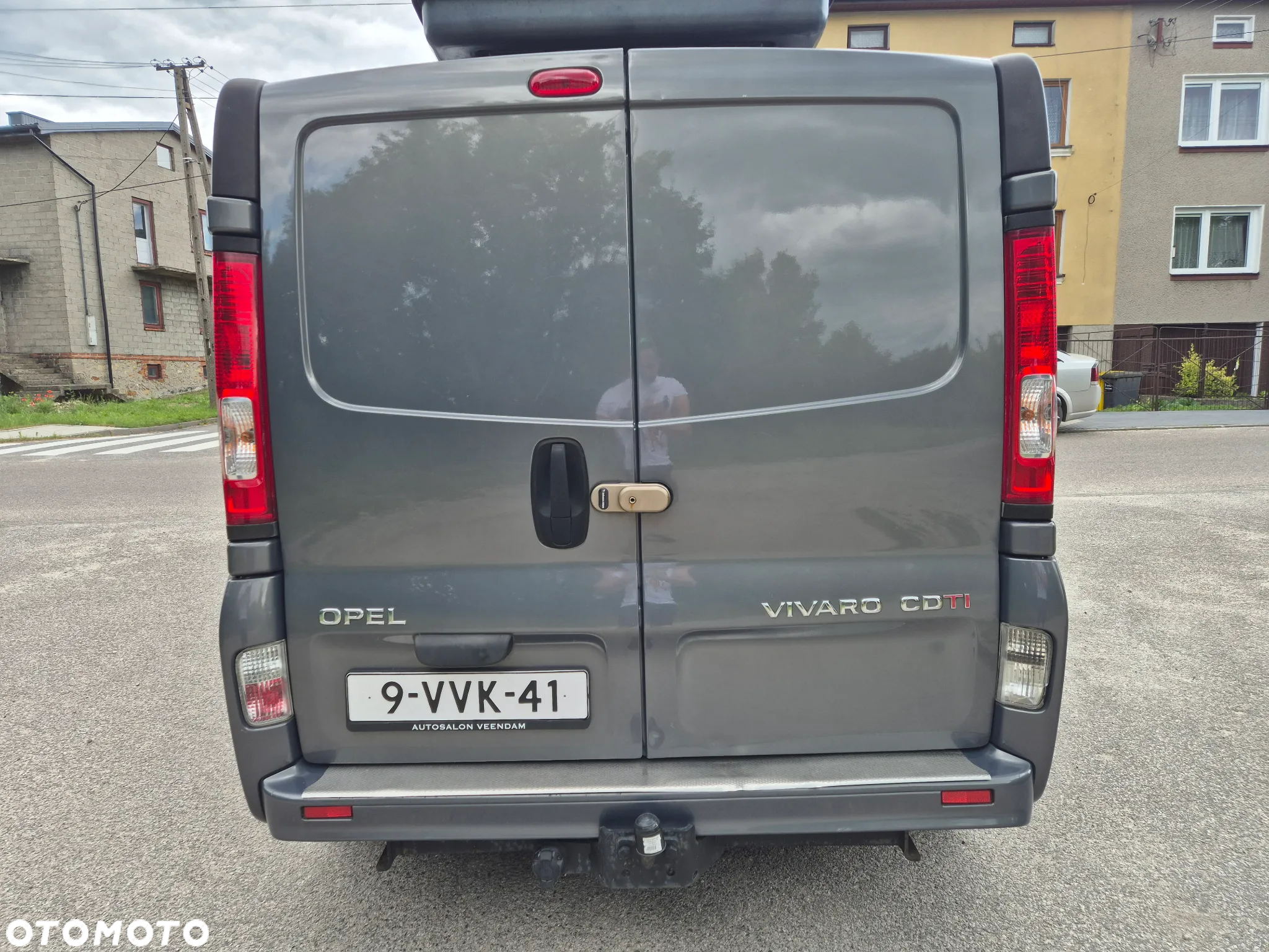 Opel Vivaro - 8