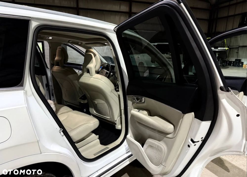 Volvo XC 90 T5 AWD Momentum 7os - 21