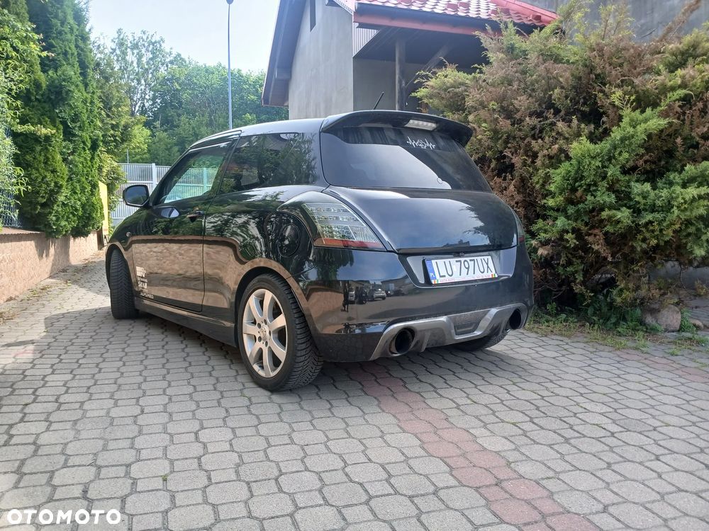 Suzuki Swift - 3