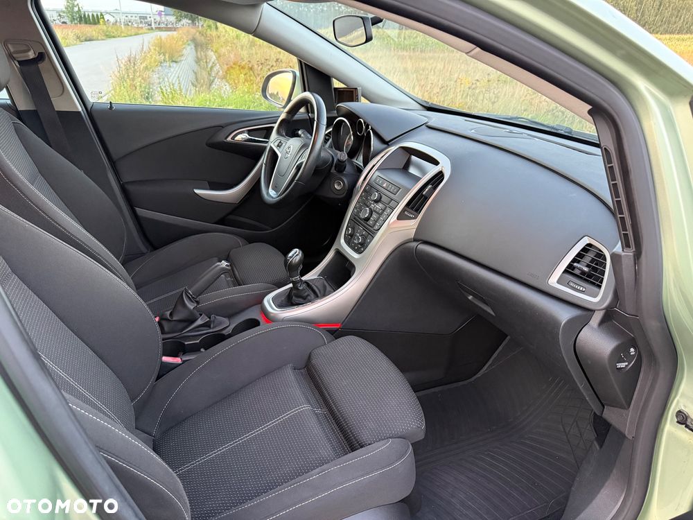 Opel Astra 1.4 Turbo - 14