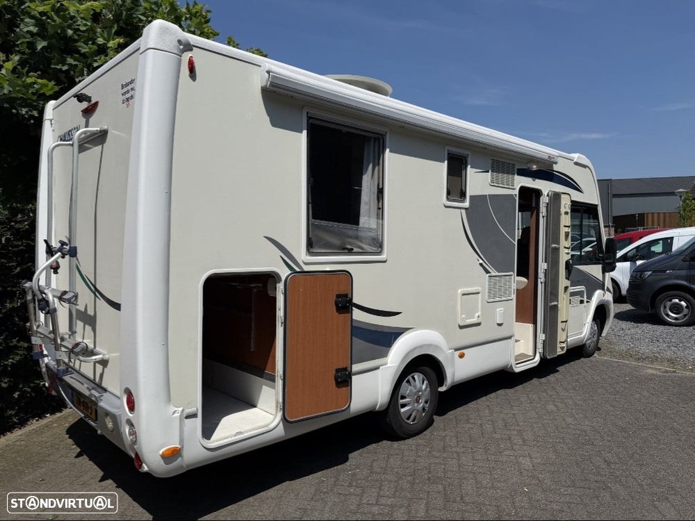 Chausson Welcome I 778 Cama central + Basculante + frigorífico 190L - 11