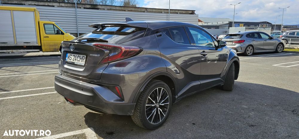 Toyota C-HR - 5