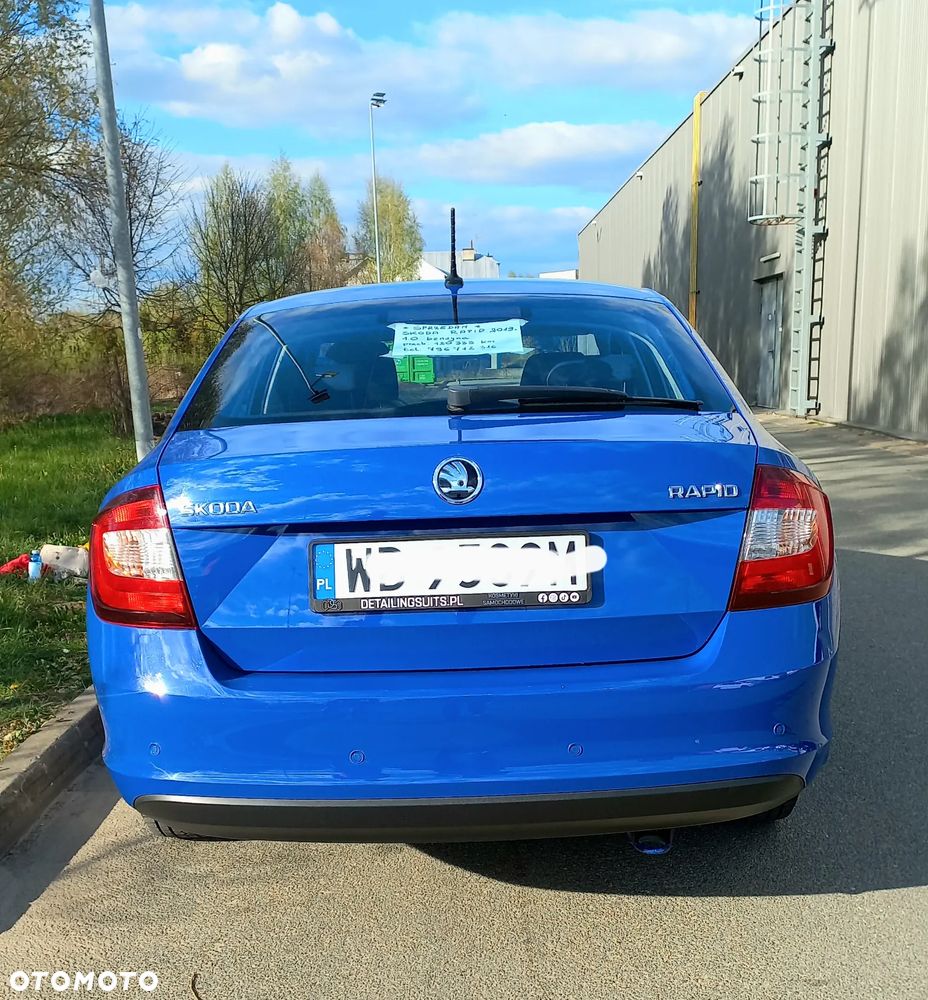Skoda RAPID 1.0 TSI Active - 10