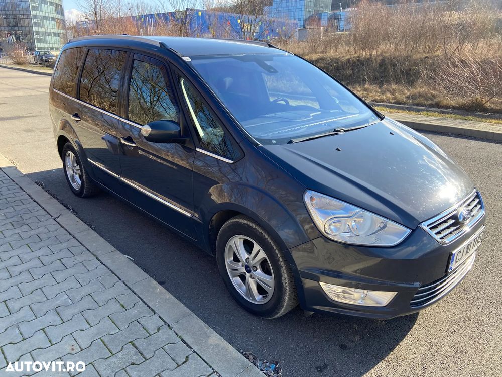 Ford Galaxy 2012 photo 2