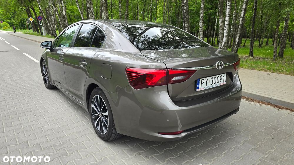 Toyota Avensis 1.8 Prestige MS - 5