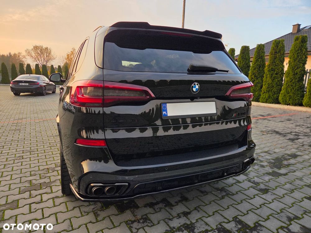 BMW X5 M50i - 9