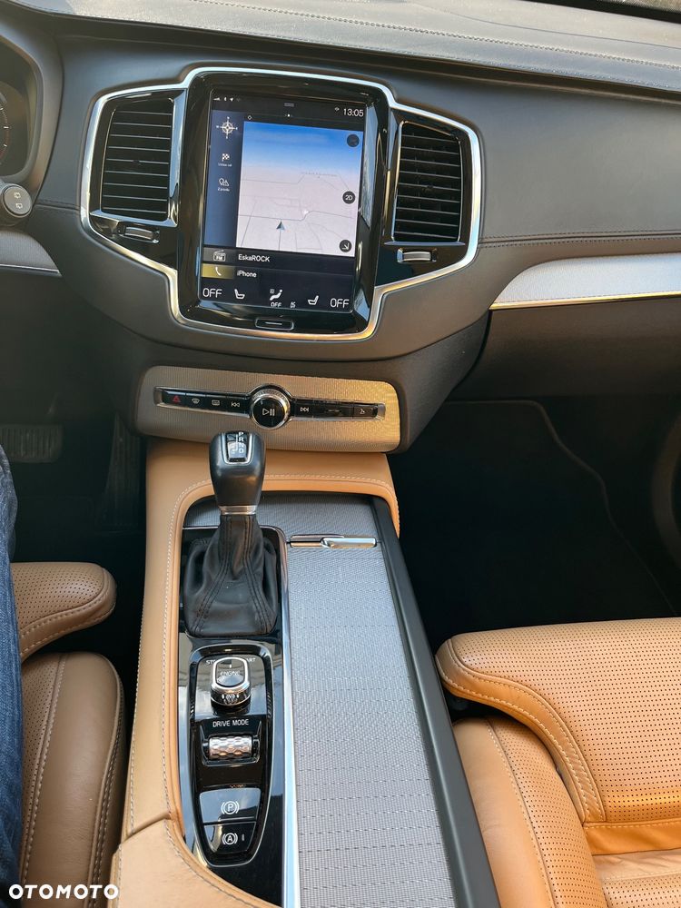 Volvo XC 90 D5 AWD Geartronic Inscription - 11
