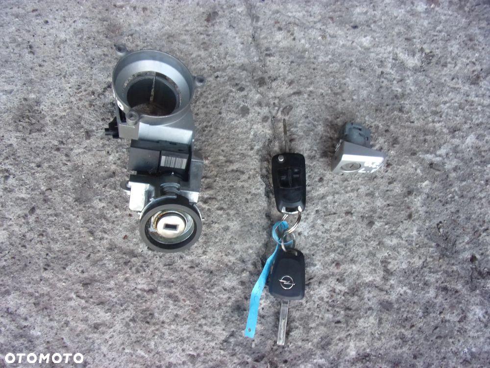 Stacyjka kluczyk wkładka zamka OPEL CORSA D 1,2 56155D - 1