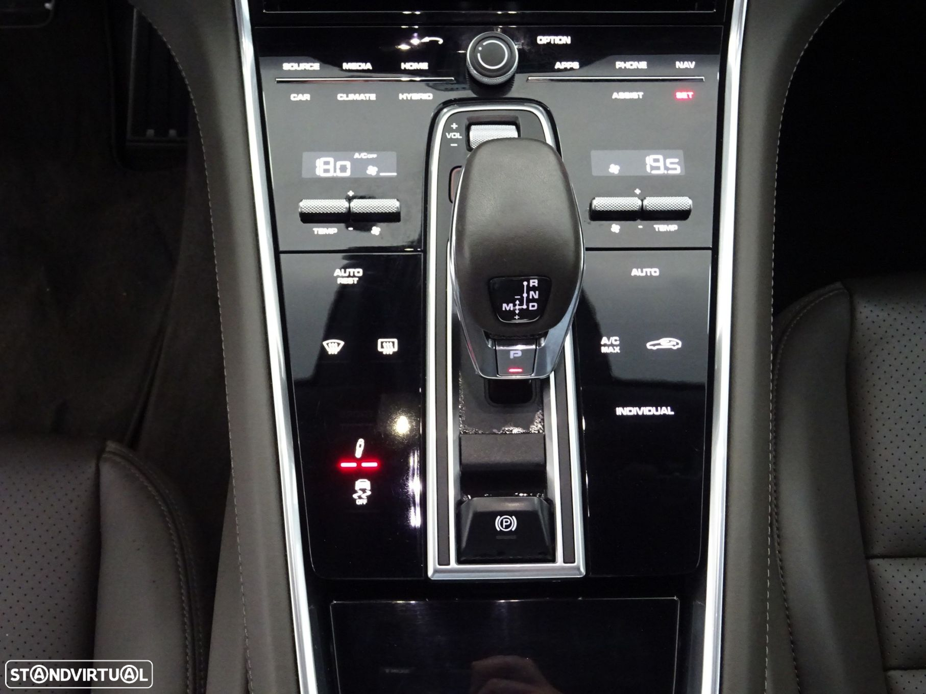 Porsche Panamera 4 E-Hybrid Executive - 15