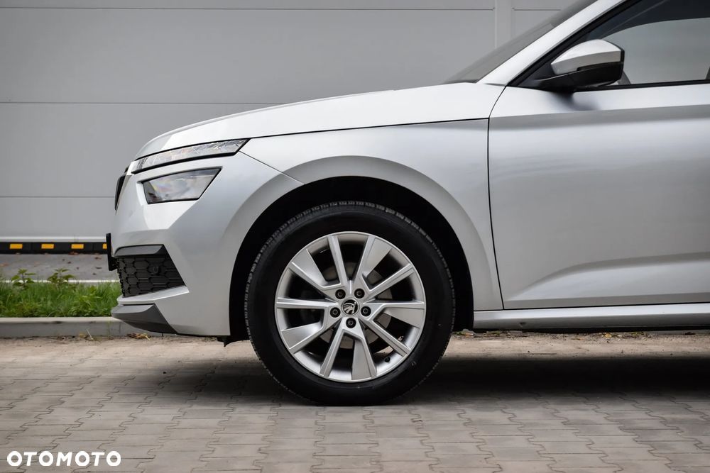 Skoda Kamiq 1.0 TSI Ambition DSG - 17