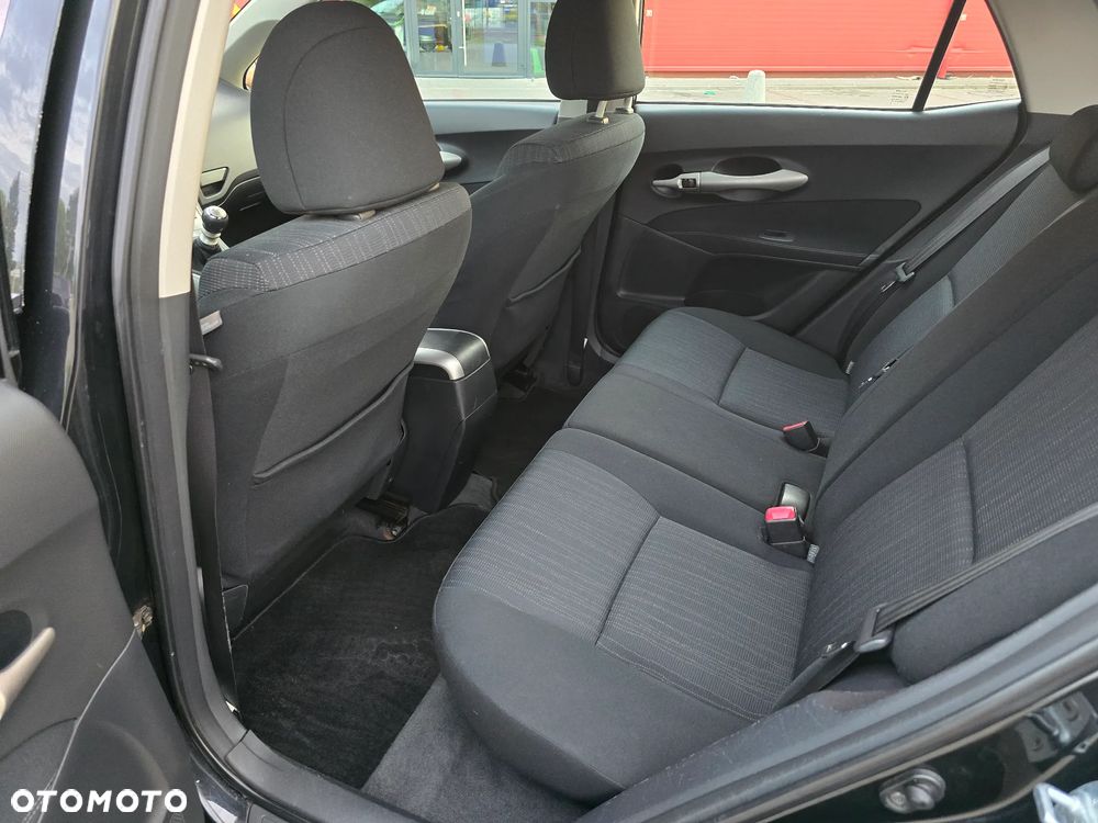 Toyota Auris 1.6 Life - 11