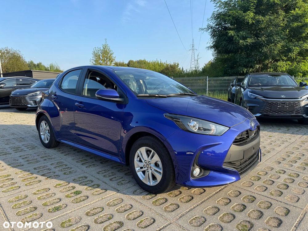 Toyota Yaris ver-hybrid-1-5-comfort - 11