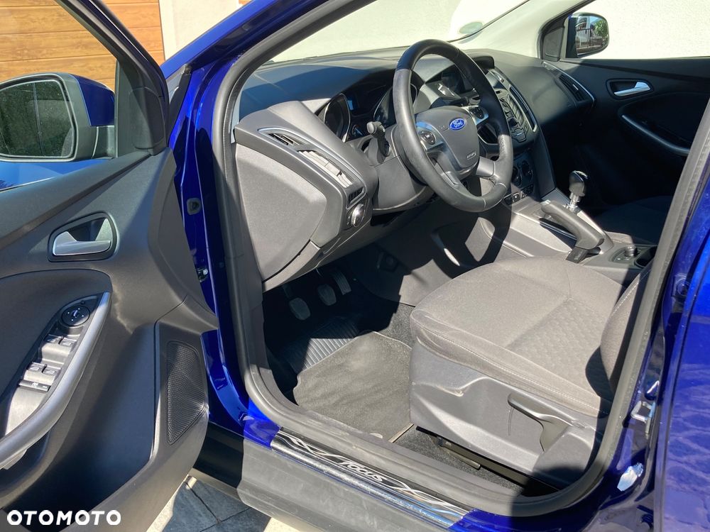 Ford Focus 1.0 EcoBoost Start-Stopp-System SYNC Edition - 4