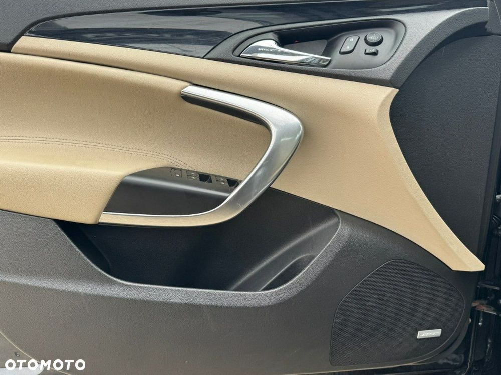 Opel Insignia 2.0 CDTI - 17