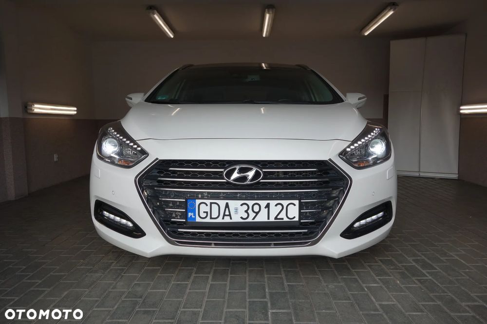 Hyundai i40 1.7 CRDi Comfort DCT - 3