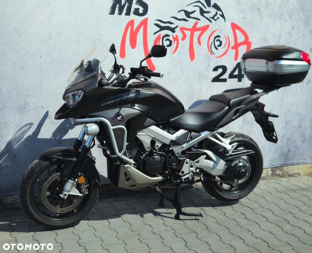 Honda VFR - 7