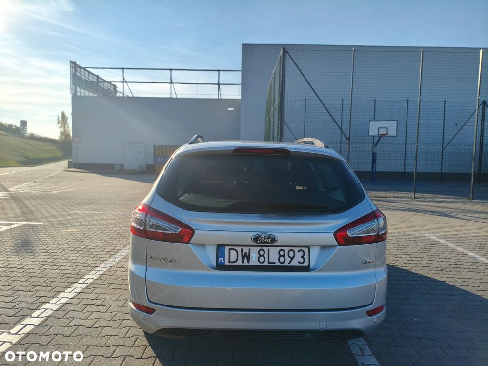 Ford Mondeo 2011 photo 5