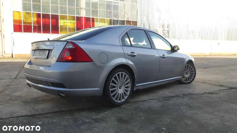 Ford Mondeo - 4