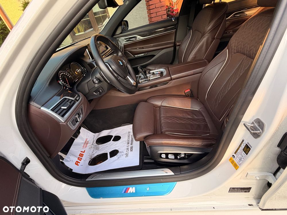 BMW Seria 7 740Li - 20