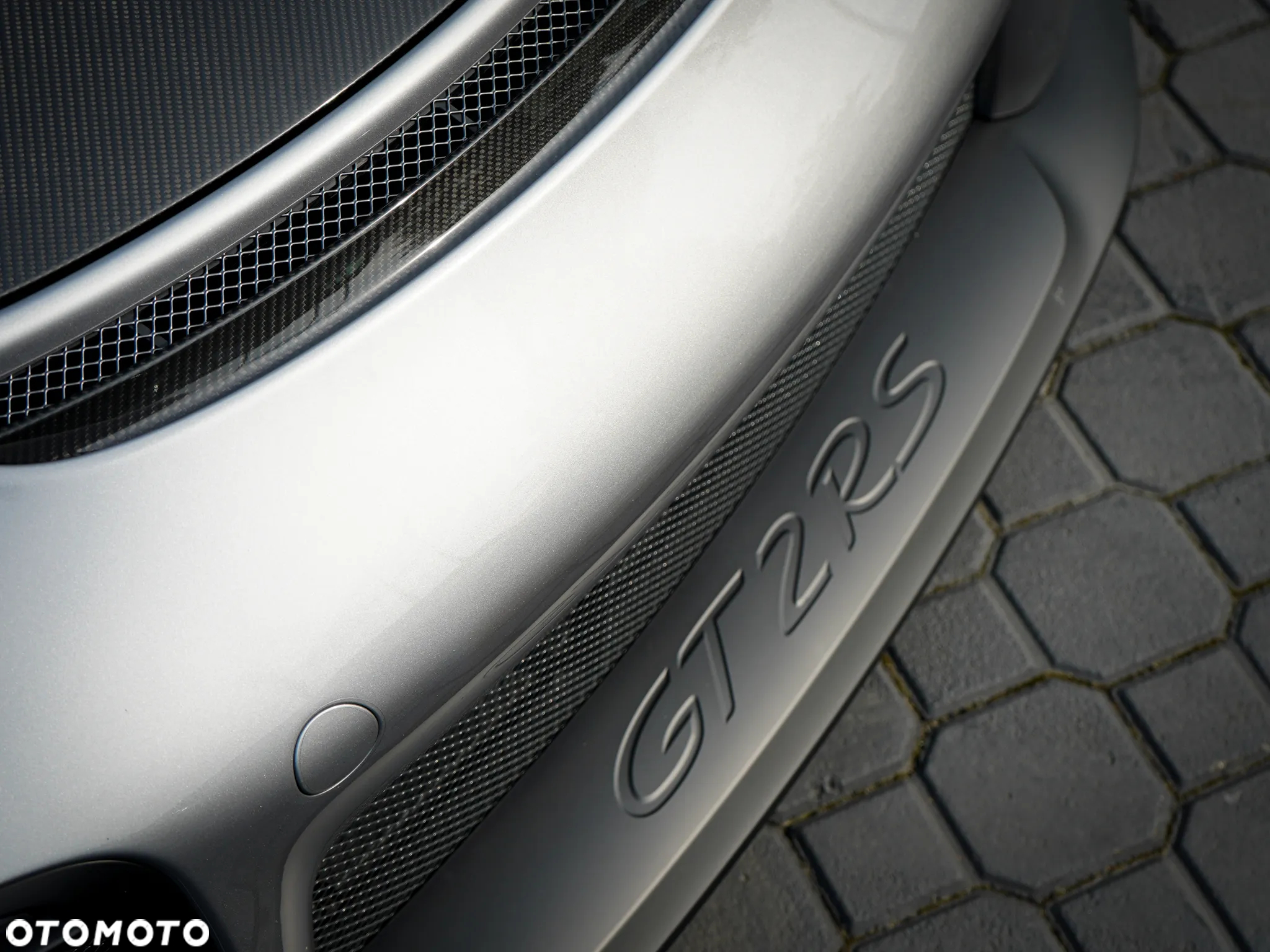 Porsche 911 GT2 RS - 7