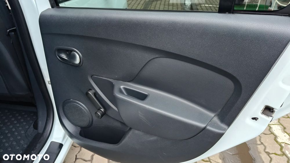 Dacia Logan SCe 75 Comfort - 13